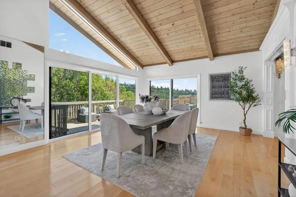 30 Bluebell Lane Hillsborough, CA 94010