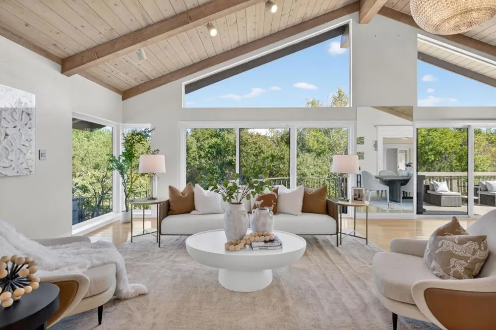 30 Bluebell Lane Hillsborough, CA 94010