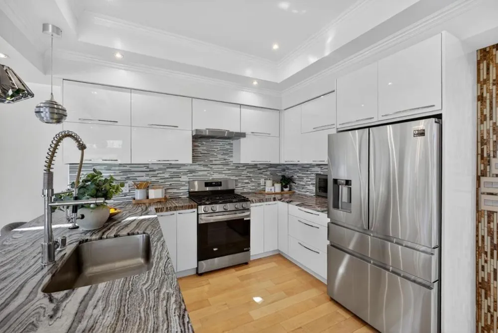30 Bluebell Lane Hillsborough, CA 94010