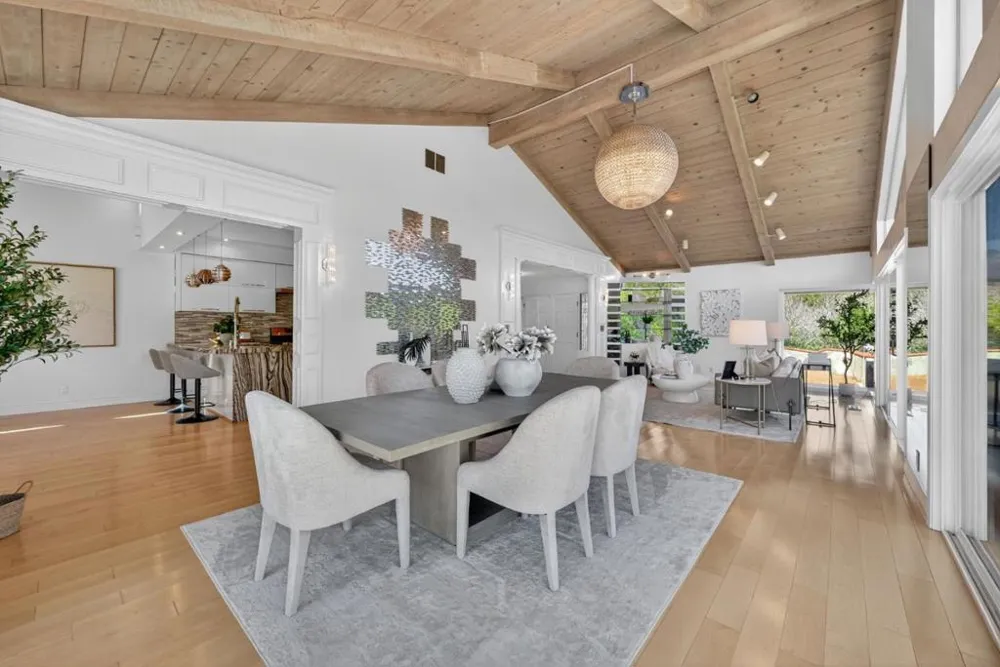 30 Bluebell Lane Hillsborough, CA 94010