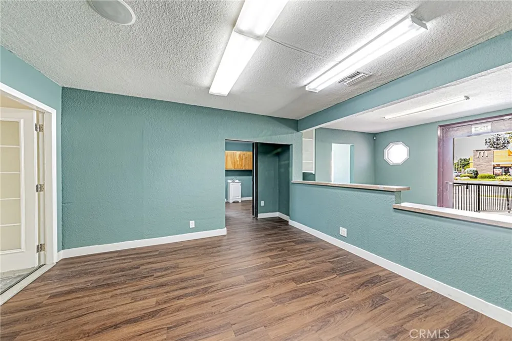 5430 Arlington Avenue Riverside, CA 92504