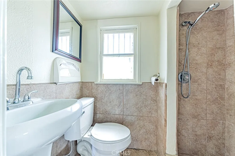 5430 Arlington Avenue Riverside, CA 92504