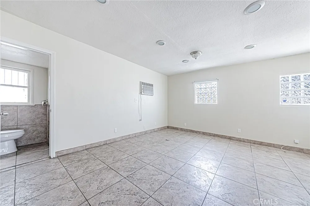 5430 Arlington Avenue Riverside, CA 92504