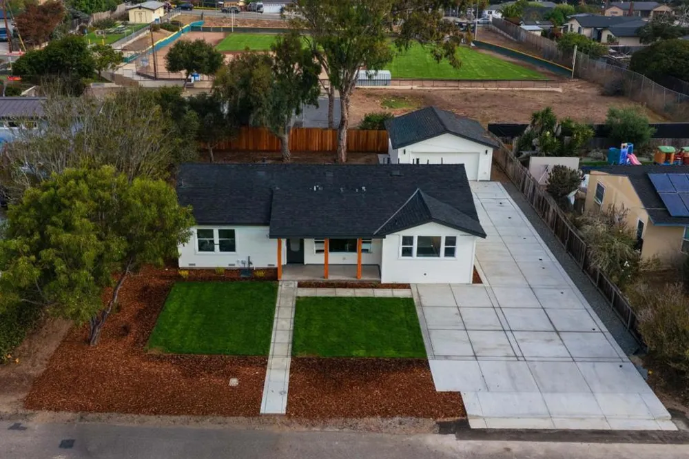 1565 Mira Mar Avenue Seaside, CA 93955