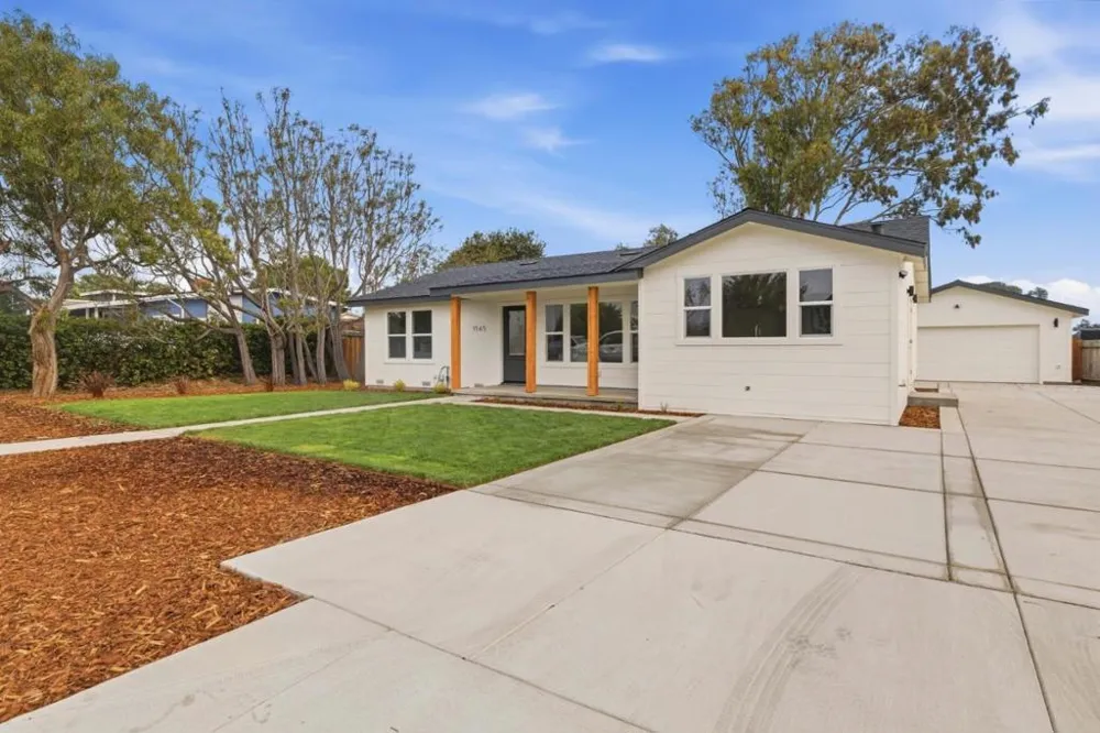 1565 Mira Mar Avenue Seaside, CA 93955