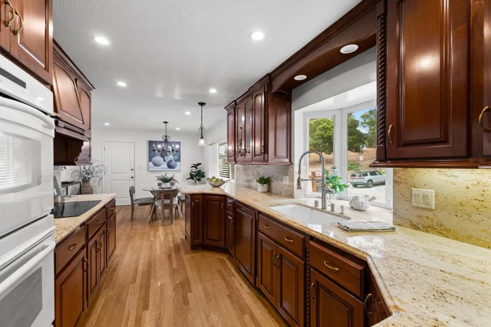 340 W 39th Avenue San Mateo, CA 94403