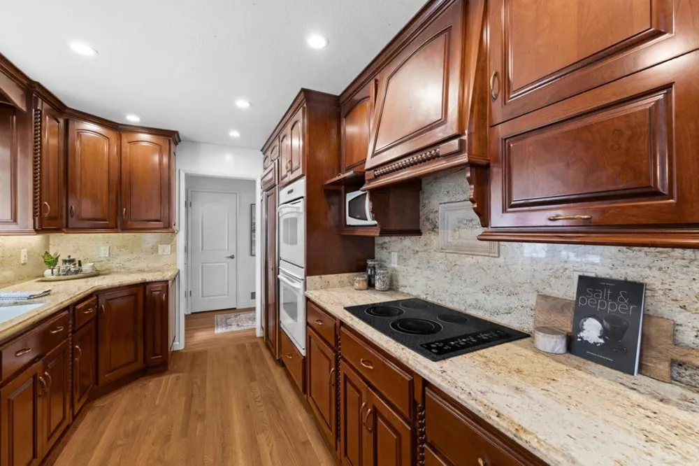 340 W 39th Avenue San Mateo, CA 94403