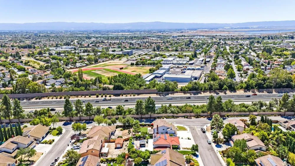 674 Canterbury Place Milpitas, CA 95035
