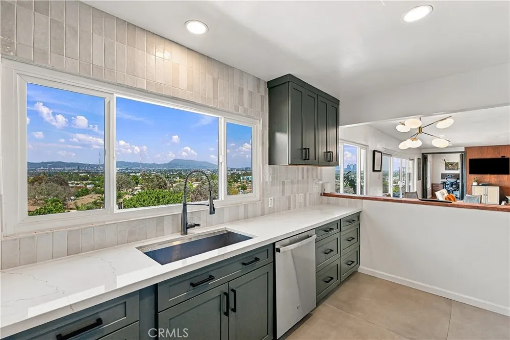 4229 Don Diablo Los Angeles, CA 90008