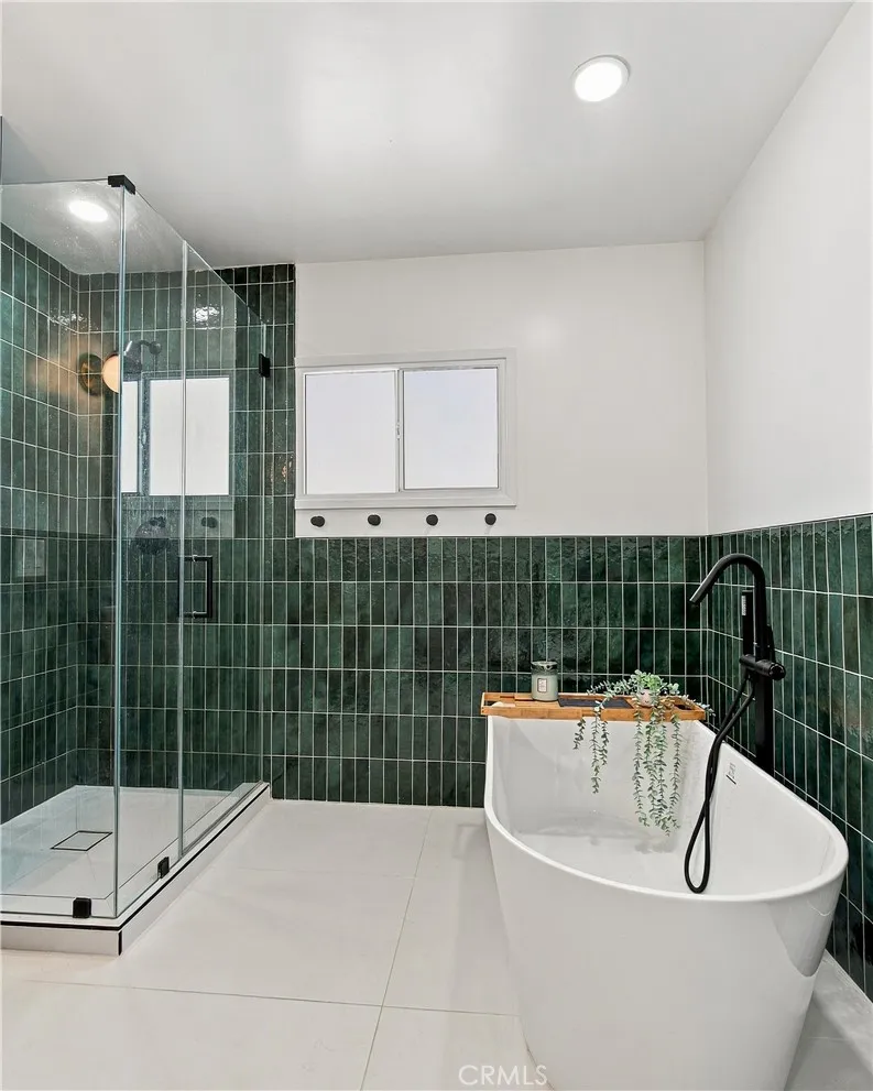 4229 Don Diablo Los Angeles, CA 90008