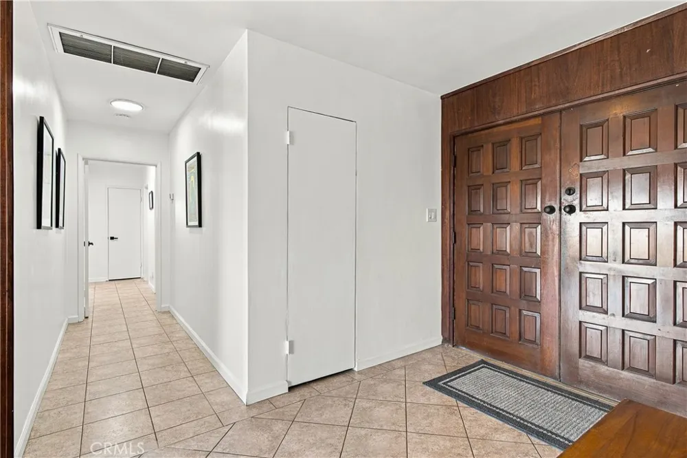 4229 Don Diablo Los Angeles, CA 90008