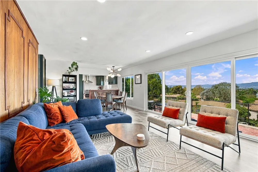 4229 Don Diablo Los Angeles, CA 90008