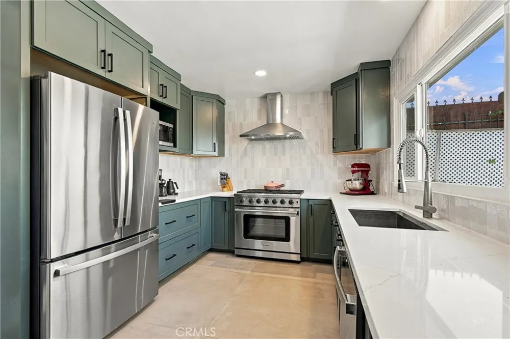 4229 Don Diablo Los Angeles, CA 90008