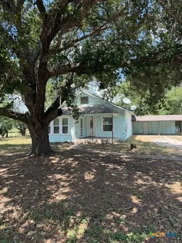322 W Austin Street