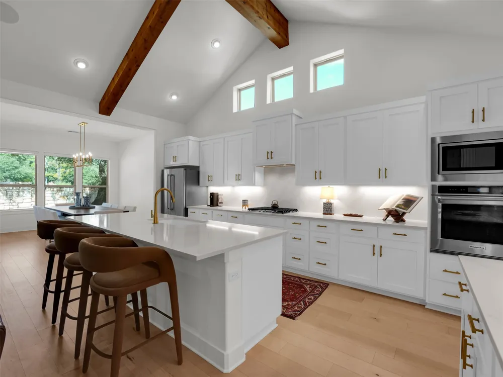 960 Indian Hawthorne Drive #V Georgetown, TX 78628