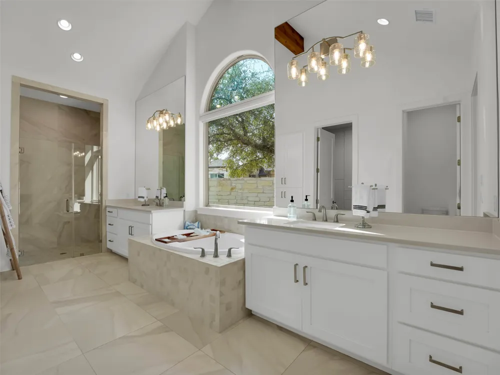 960 Indian Hawthorne Drive #V Georgetown, TX 78628