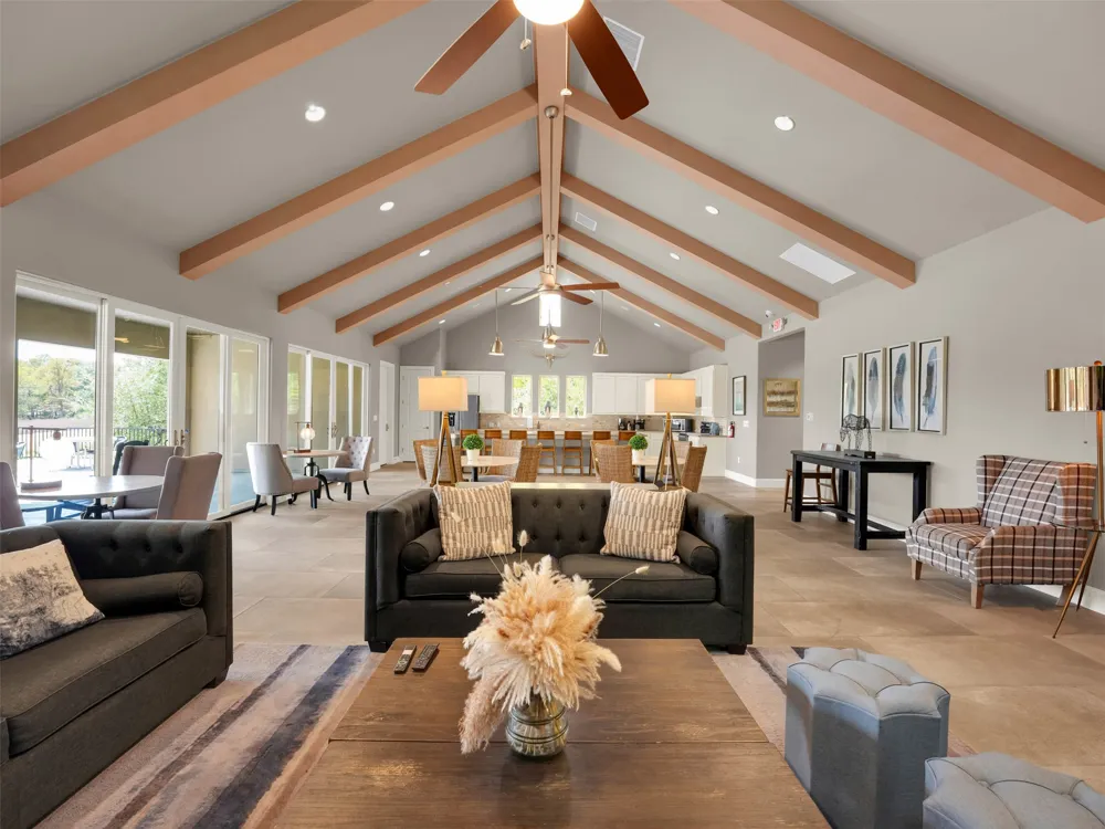 960 Indian Hawthorne Drive #V Georgetown, TX 78628