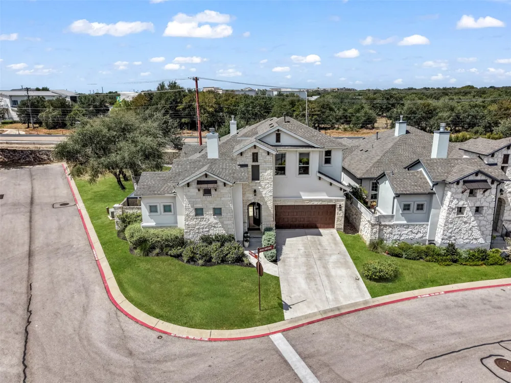960 Indian Hawthorne Drive #V Georgetown, TX 78628