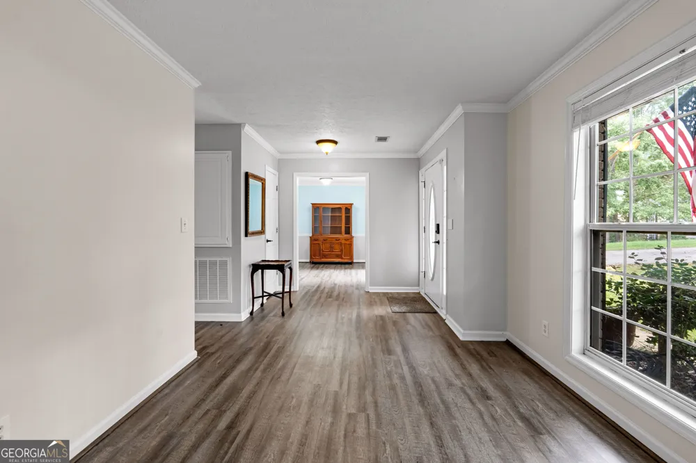205 Foxdale CT LaGrange, GA 30240