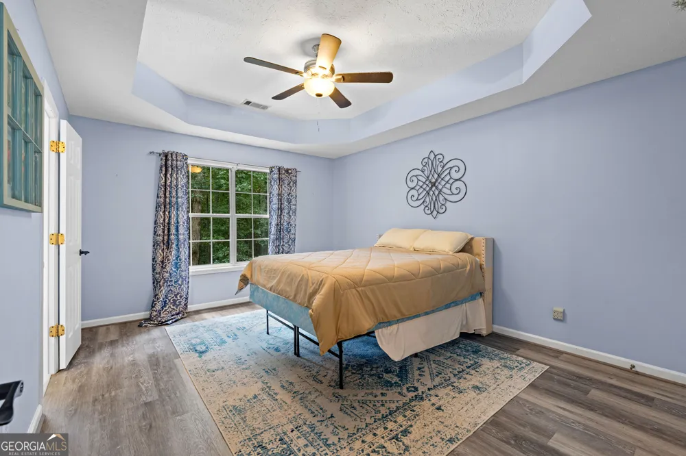 205 Foxdale CT LaGrange, GA 30240