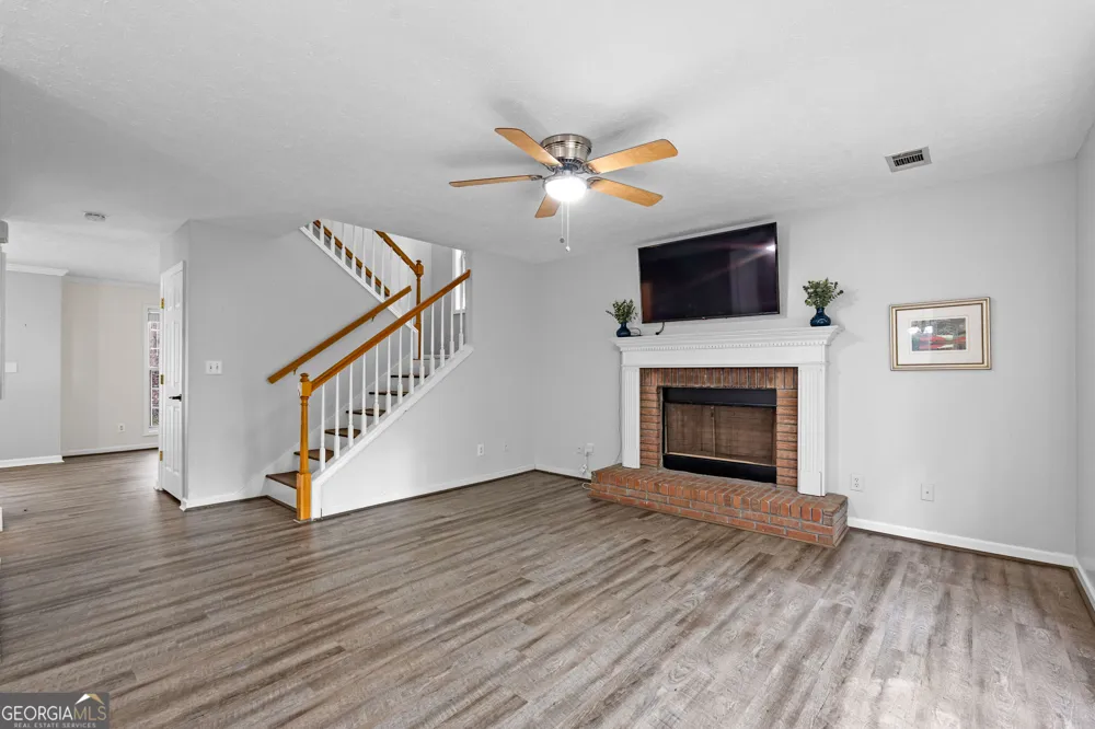 205 Foxdale CT LaGrange, GA 30240