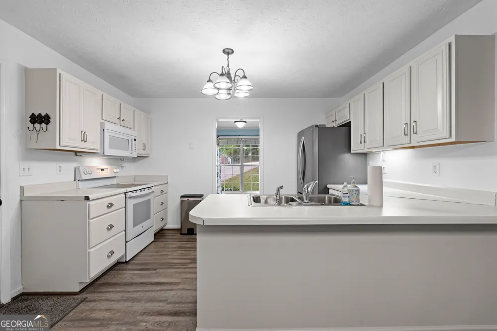205 Foxdale CT LaGrange, GA 30240