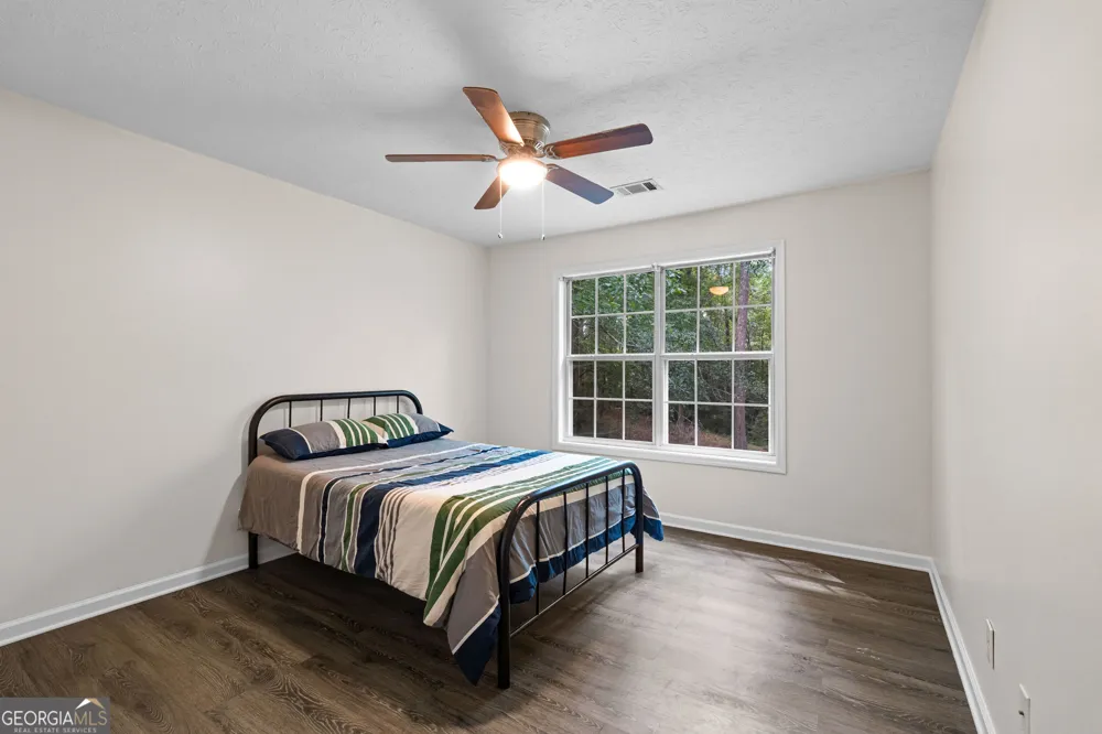 205 Foxdale CT LaGrange, GA 30240