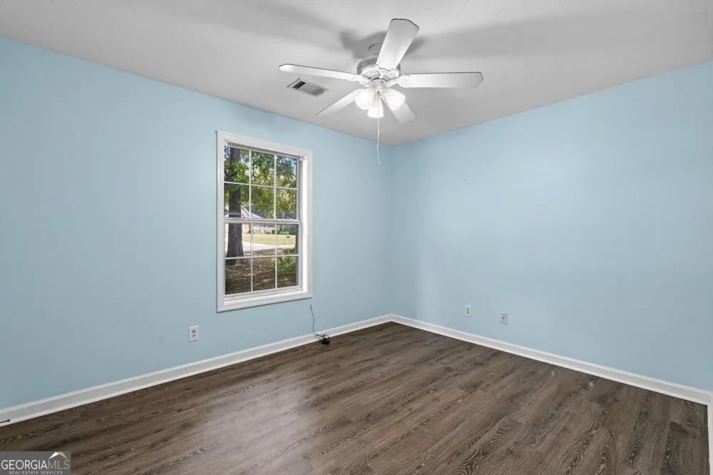 205 Foxdale CT LaGrange, GA 30240