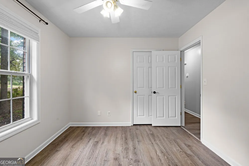 205 Foxdale CT LaGrange, GA 30240