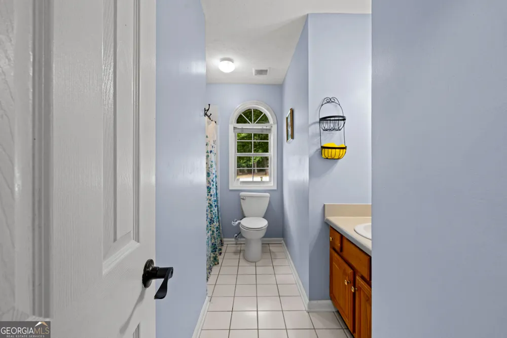 205 Foxdale CT LaGrange, GA 30240