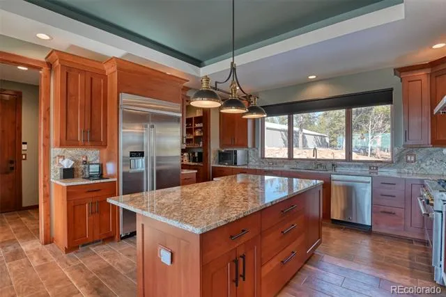 2754 County Rd 421 Florissant, CO 80816