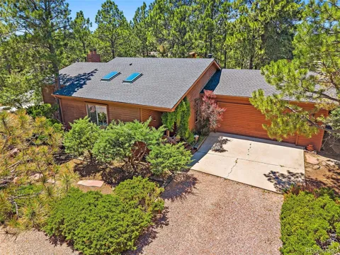 6030 Castlewood Lane