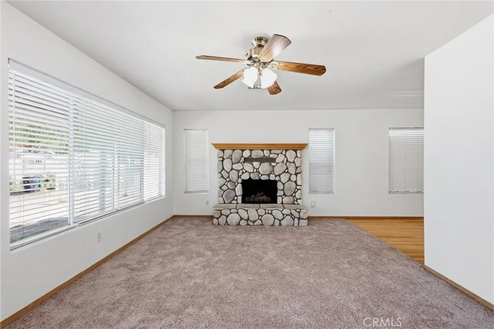43233 Whittier Hemet, CA 92544