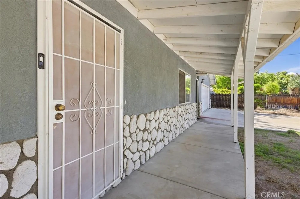 43233 Whittier Hemet, CA 92544