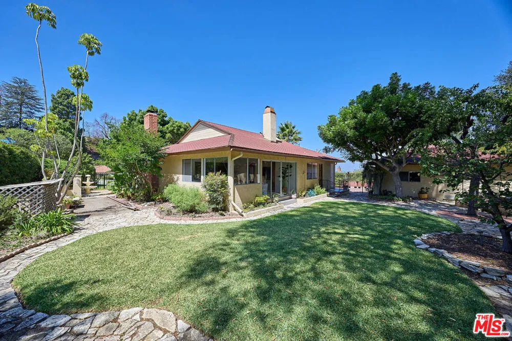 26554 Basswood Avenue Rancho Palos Verdes, CA 90275