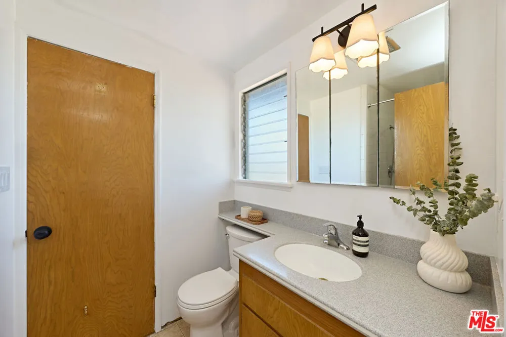 26554 Basswood Avenue Rancho Palos Verdes, CA 90275