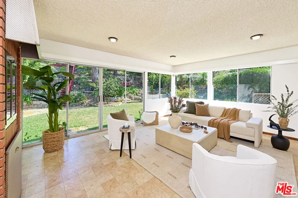 26554 Basswood Avenue Rancho Palos Verdes, CA 90275