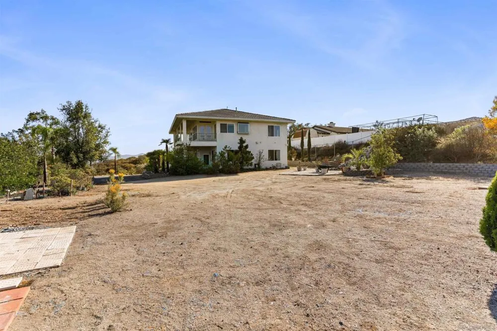 475 Canyon Rim El Cajon, CA 92021