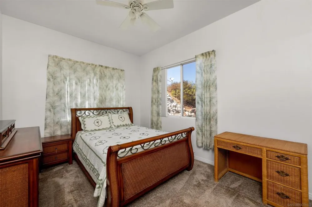 475 Canyon Rim El Cajon, CA 92021