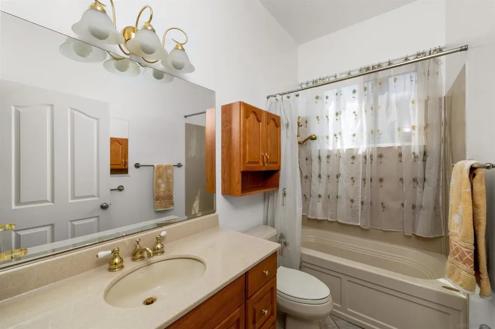 475 Canyon Rim El Cajon, CA 92021