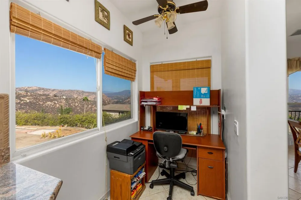 475 Canyon Rim El Cajon, CA 92021