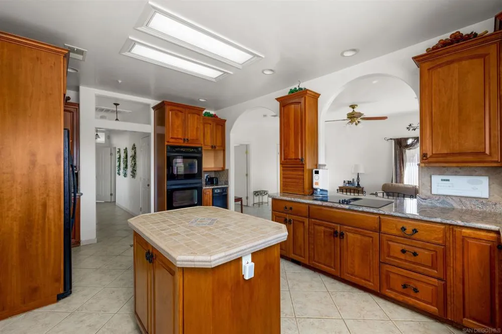 475 Canyon Rim El Cajon, CA 92021