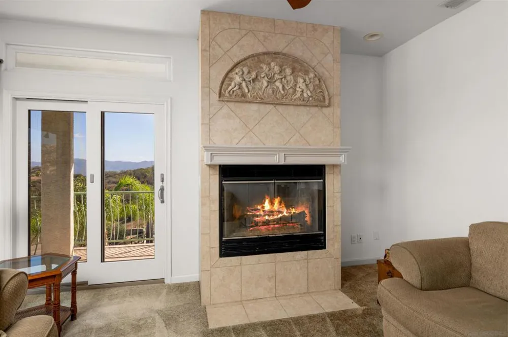 475 Canyon Rim El Cajon, CA 92021