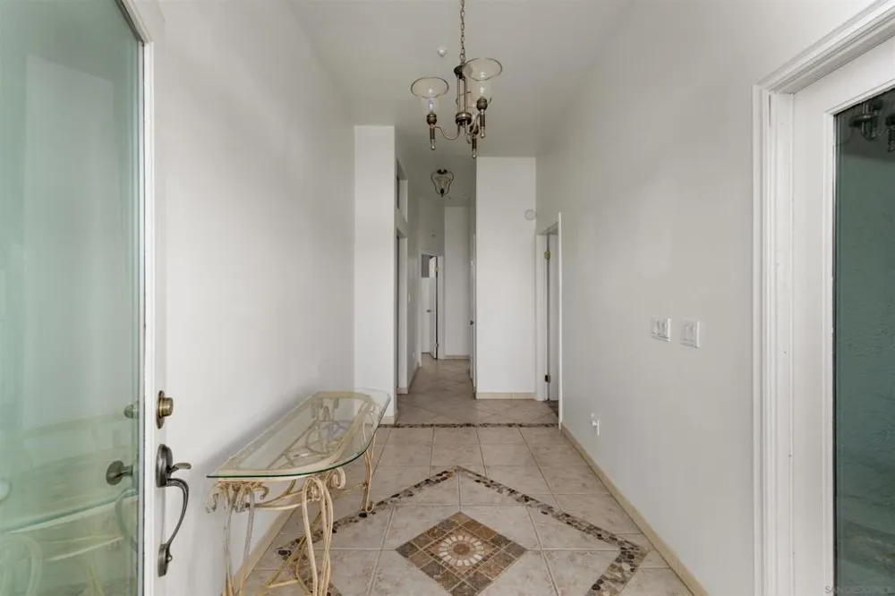 475 Canyon Rim El Cajon, CA 92021
