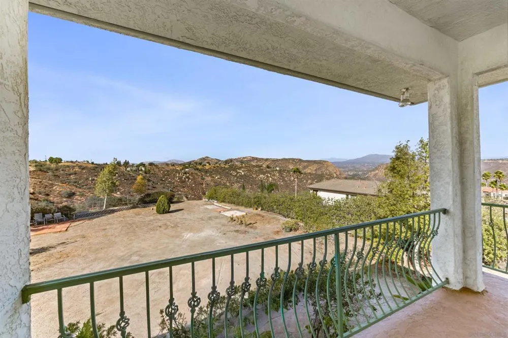 475 Canyon Rim El Cajon, CA 92021