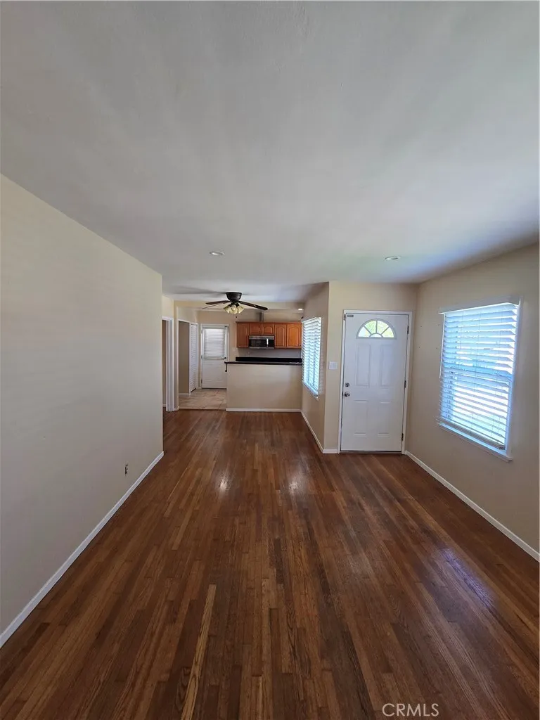 5430 W 122nd Hawthorne, CA 90250