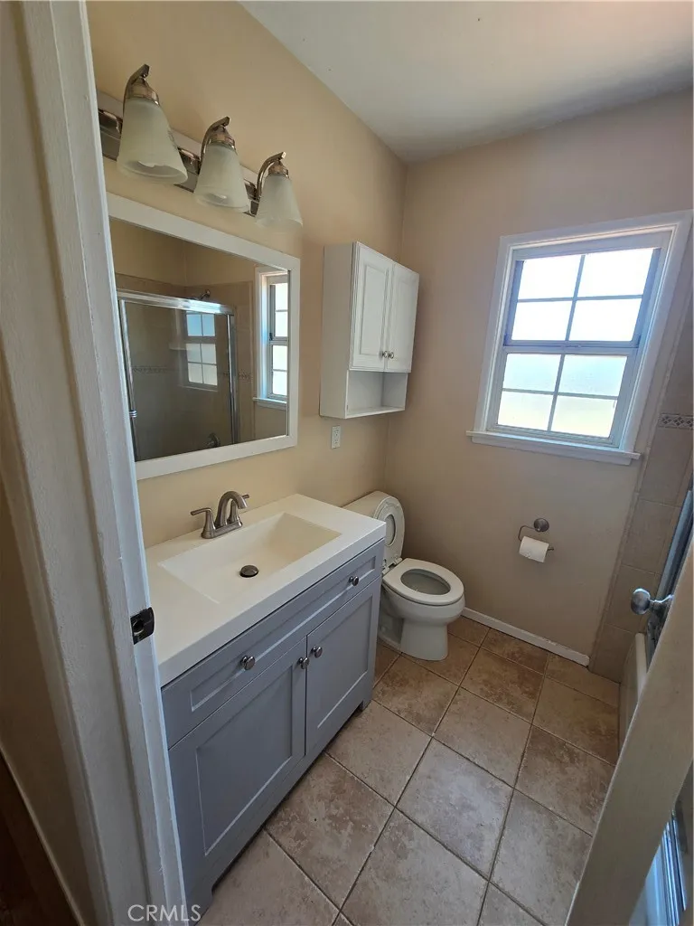 5430 W 122nd Hawthorne, CA 90250
