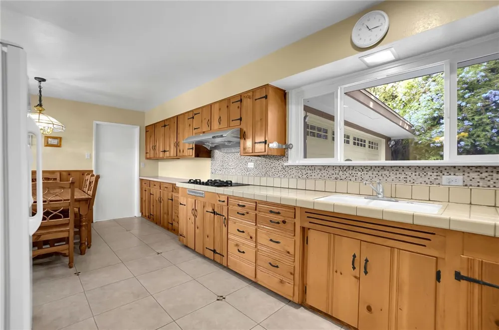 4639 Santa Anita Avenue El Monte, CA 91731