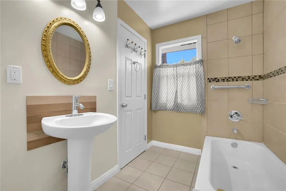 4639 Santa Anita Avenue El Monte, CA 91731
