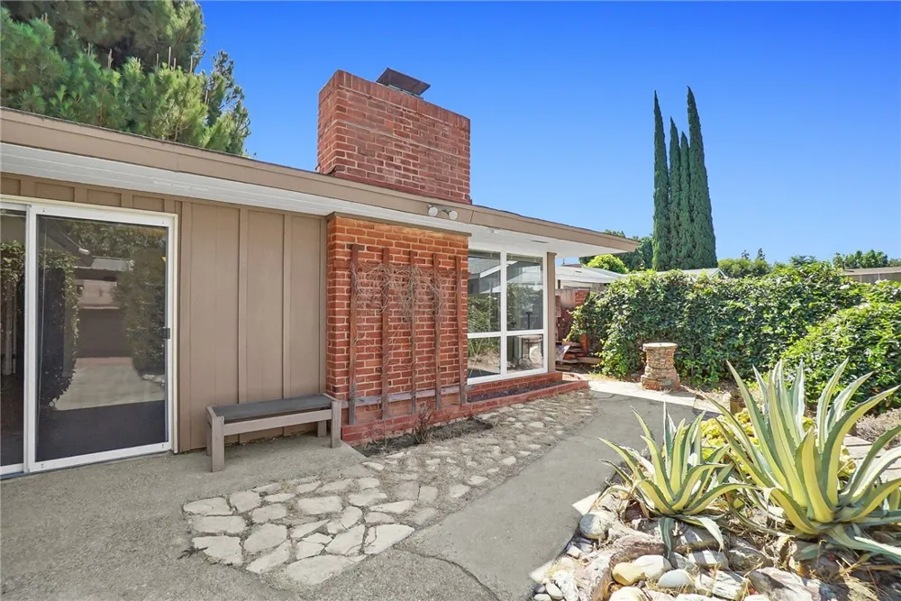 4639 Santa Anita Avenue El Monte, CA 91731